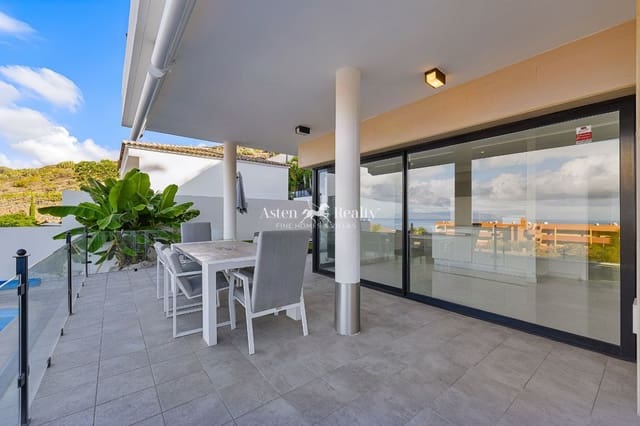 3 slaapkamer Villa te koop in Torviscas, Adeje met zwembad garage - € 1.430.000 (Ref: 10160282)