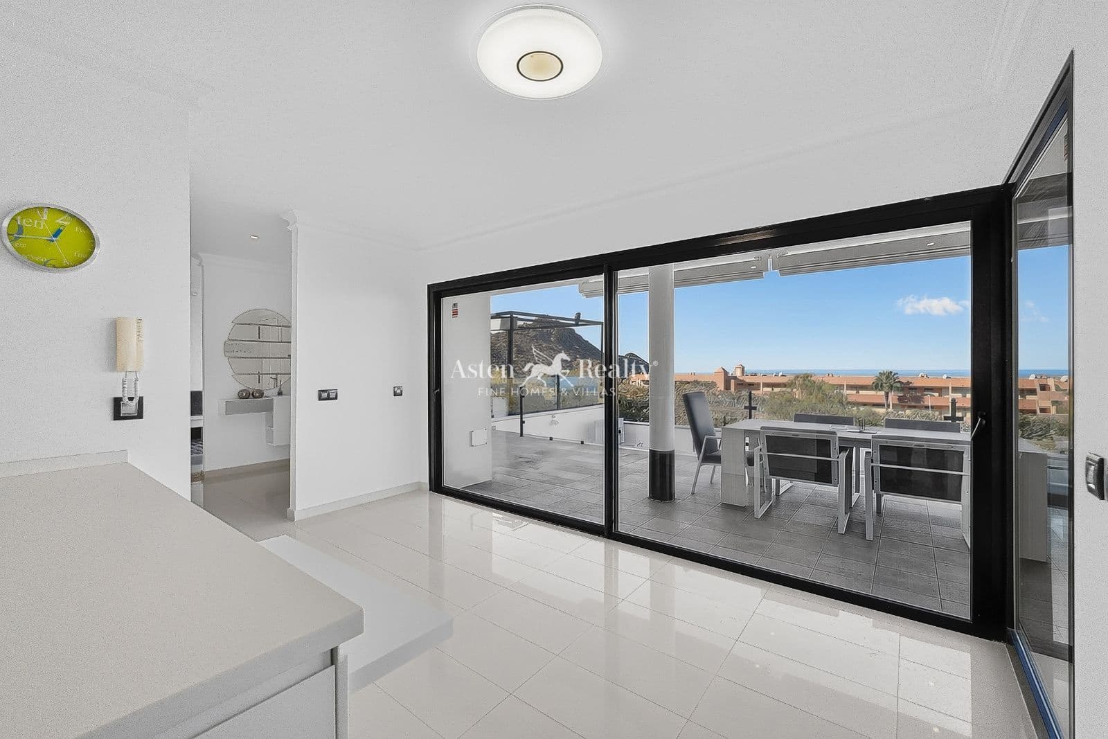 3 Zimmer Villa zu verkaufen in Torviscas mit Pool Garage - 1.430.000 € (Ref: 10160282)
