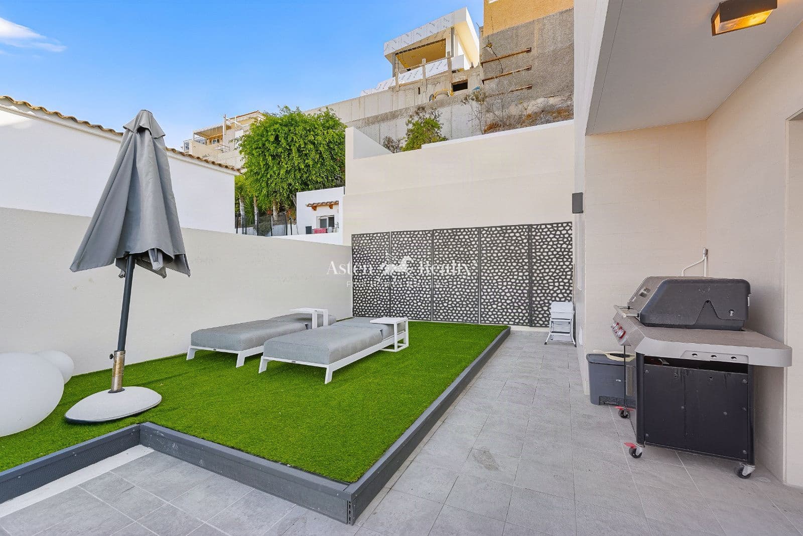 3 Zimmer Villa zu verkaufen in Torviscas mit Pool Garage - 1.430.000 € (Ref: 10160282)