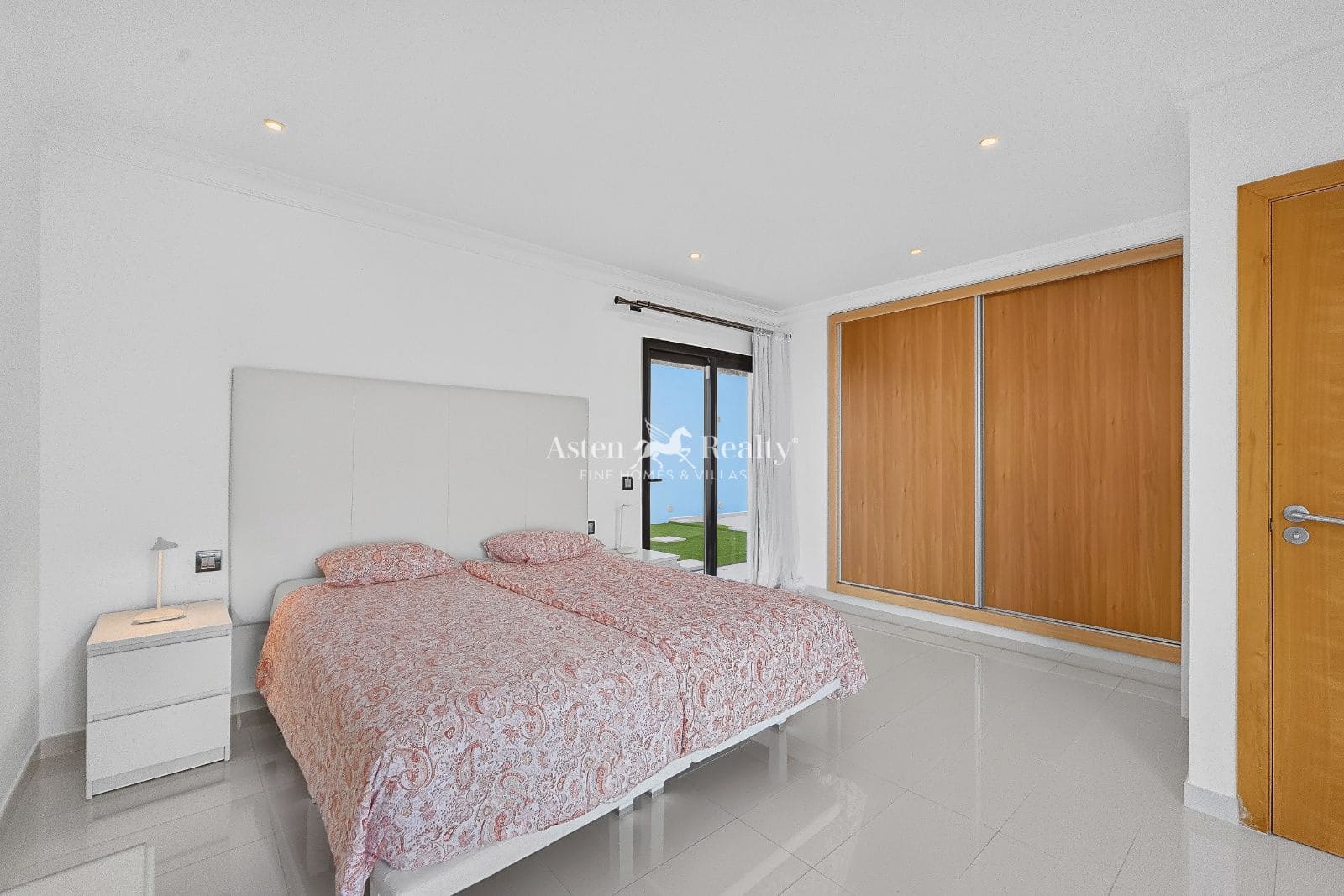 3 Zimmer Villa zu verkaufen in Torviscas mit Pool Garage - 1.430.000 € (Ref: 10160282)