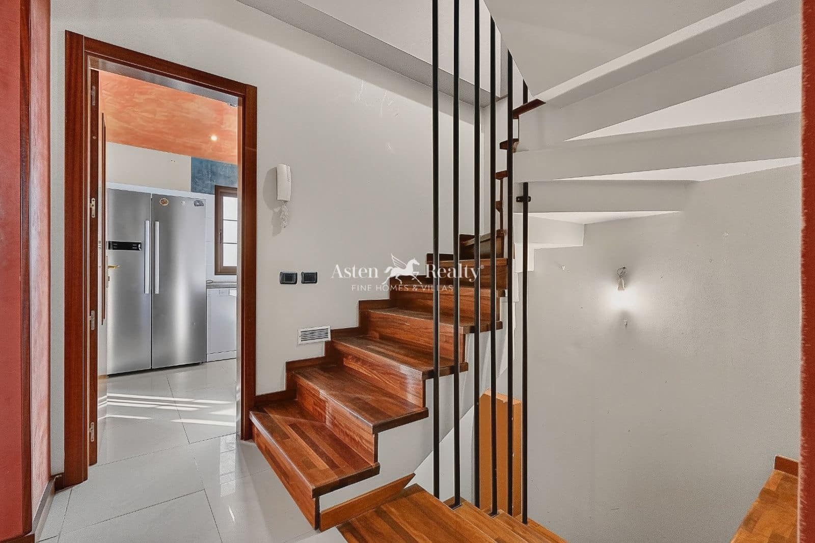 6 soverom Villa til salgs i Barranco Hondo med garasje - € 749 000 (Ref: 10160283)