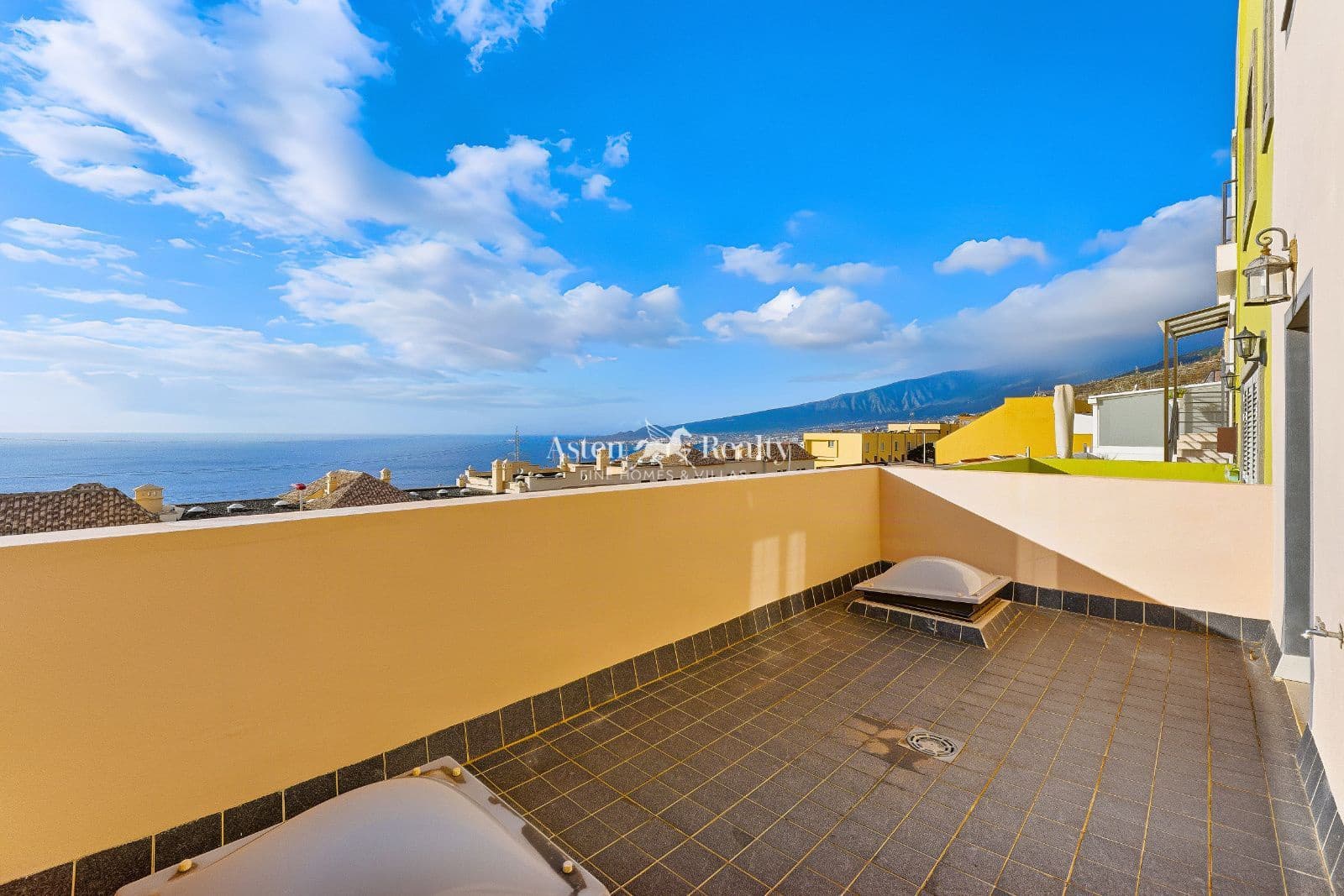 6 soverom Villa til salgs i Barranco Hondo med garasje - € 749 000 (Ref: 10160283)