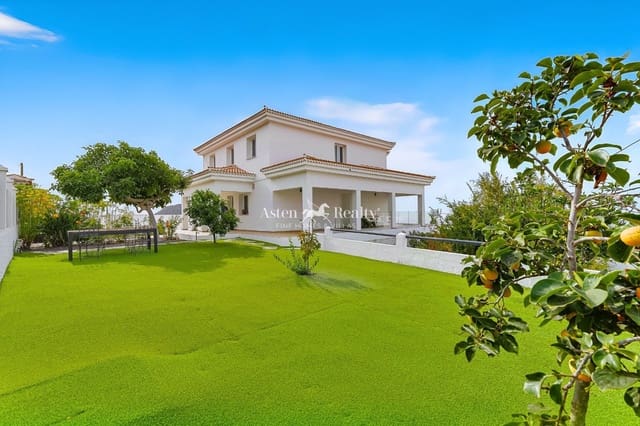 5 Zimmer Villa zu verkaufen in Arona mit Pool Garage - 1.490.000 € (Ref: 10162577)