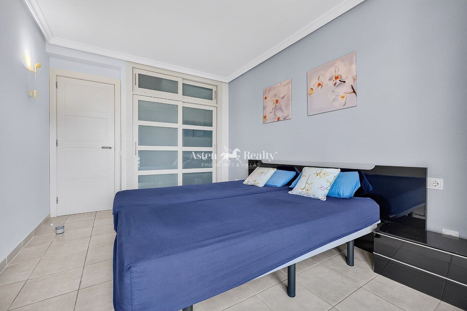 2 soveværelse Lejlighed til salg i Puerto Santiago med swimmingpool garage - € 359.000 (Ref: 10167449)