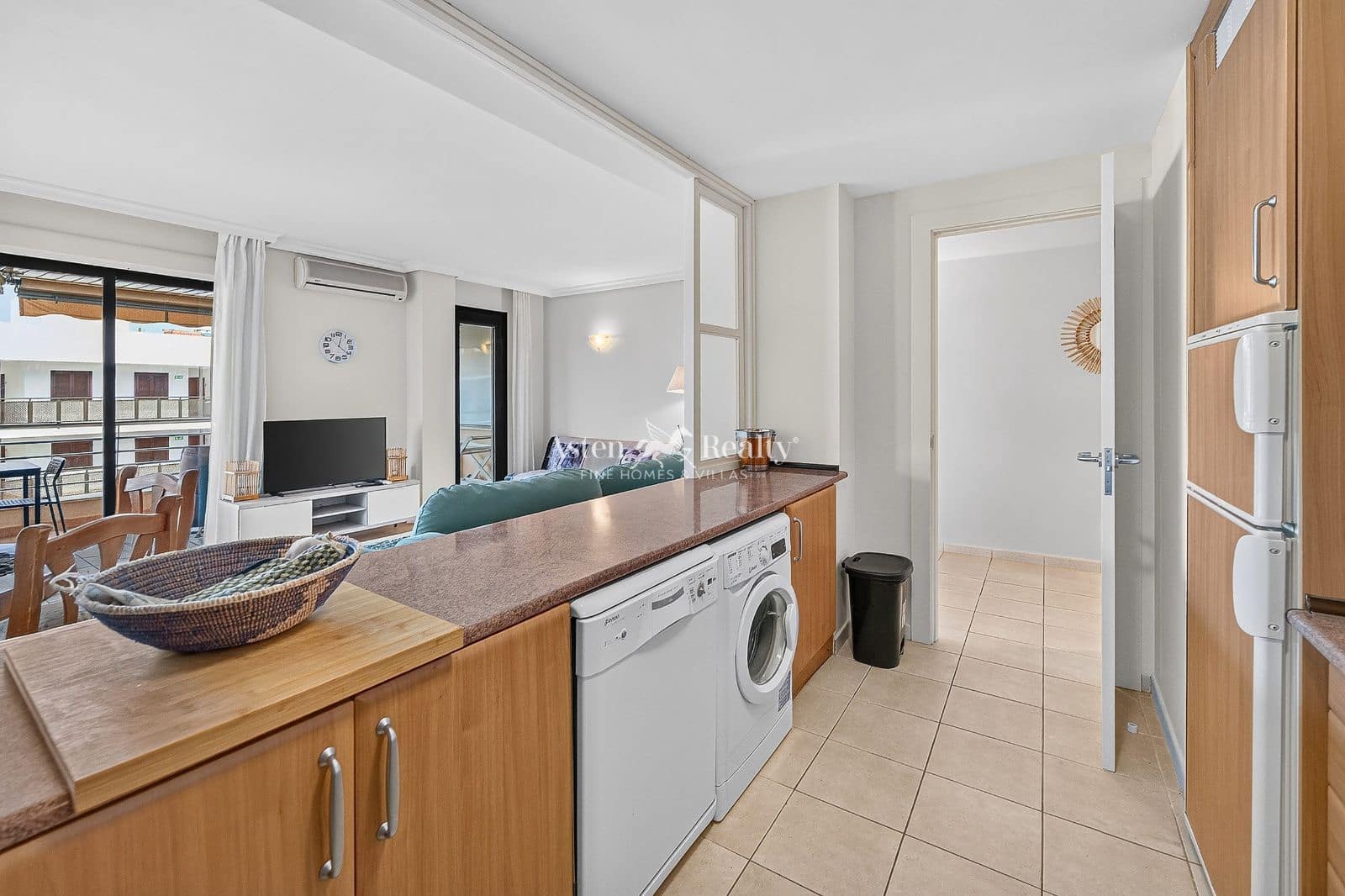 2 soveværelse Lejlighed til salg i Puerto Santiago med swimmingpool garage - € 359.000 (Ref: 10167449)