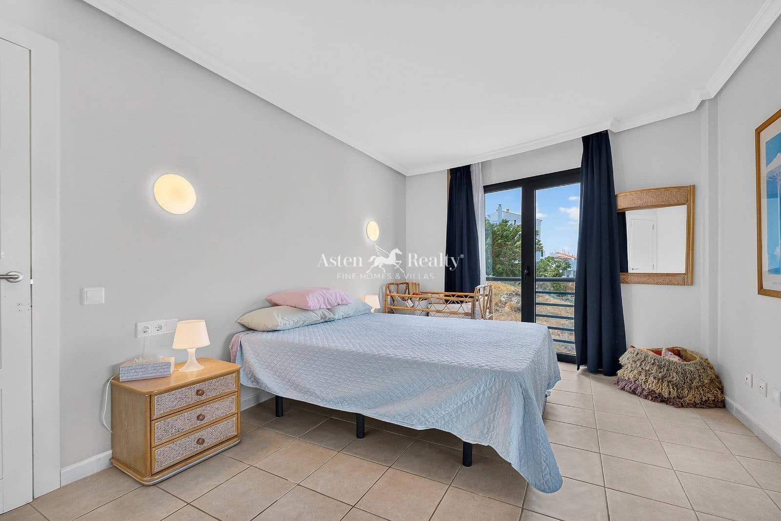 2 soveværelse Lejlighed til salg i Puerto Santiago med swimmingpool garage - € 359.000 (Ref: 10167449)