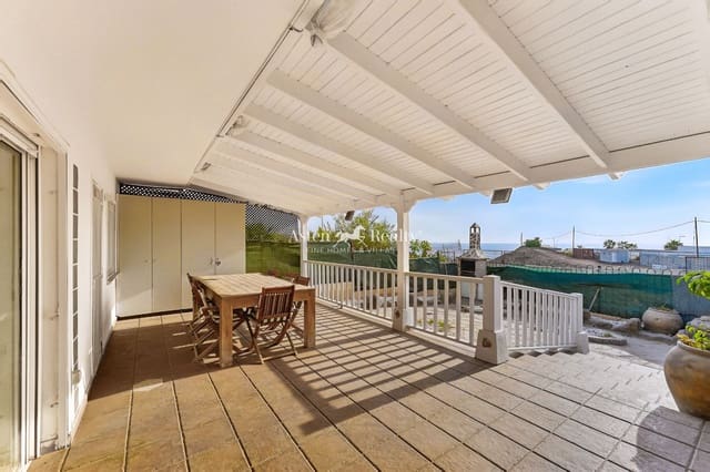 2 soveværelse Lejlighed til salg i Los Cristianos, Arona med swimmingpool garage - € 540.000 (Ref: 10167543)