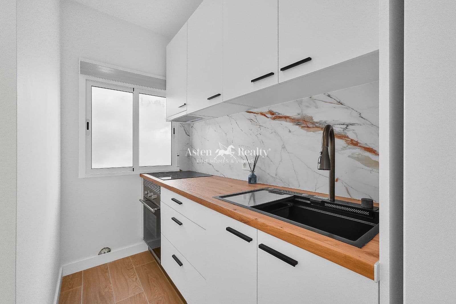 2 Zimmer Wohnung zu verkaufen in Puerto Santiago mit Pool - 299.000 € (Ref: 10167544)