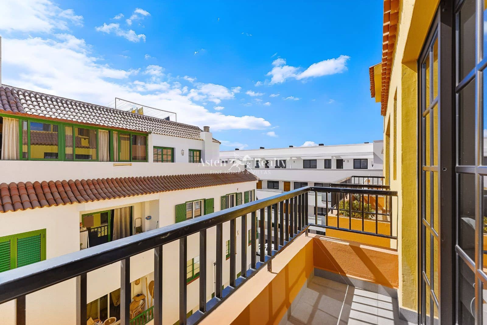 2 Zimmer Wohnung zu verkaufen in Puerto Santiago mit Pool - 299.000 € (Ref: 10167544)