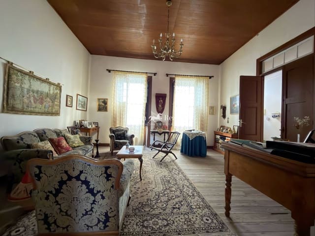 10 soverom Villa til salgs i Vilaflor - € 495 000 (Ref: 10170248)