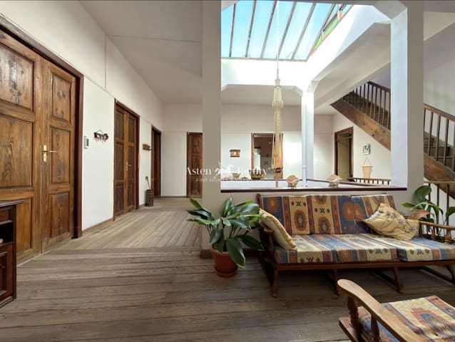 10 soverom Villa til salgs i Vilaflor - € 495 000 (Ref: 10170248)