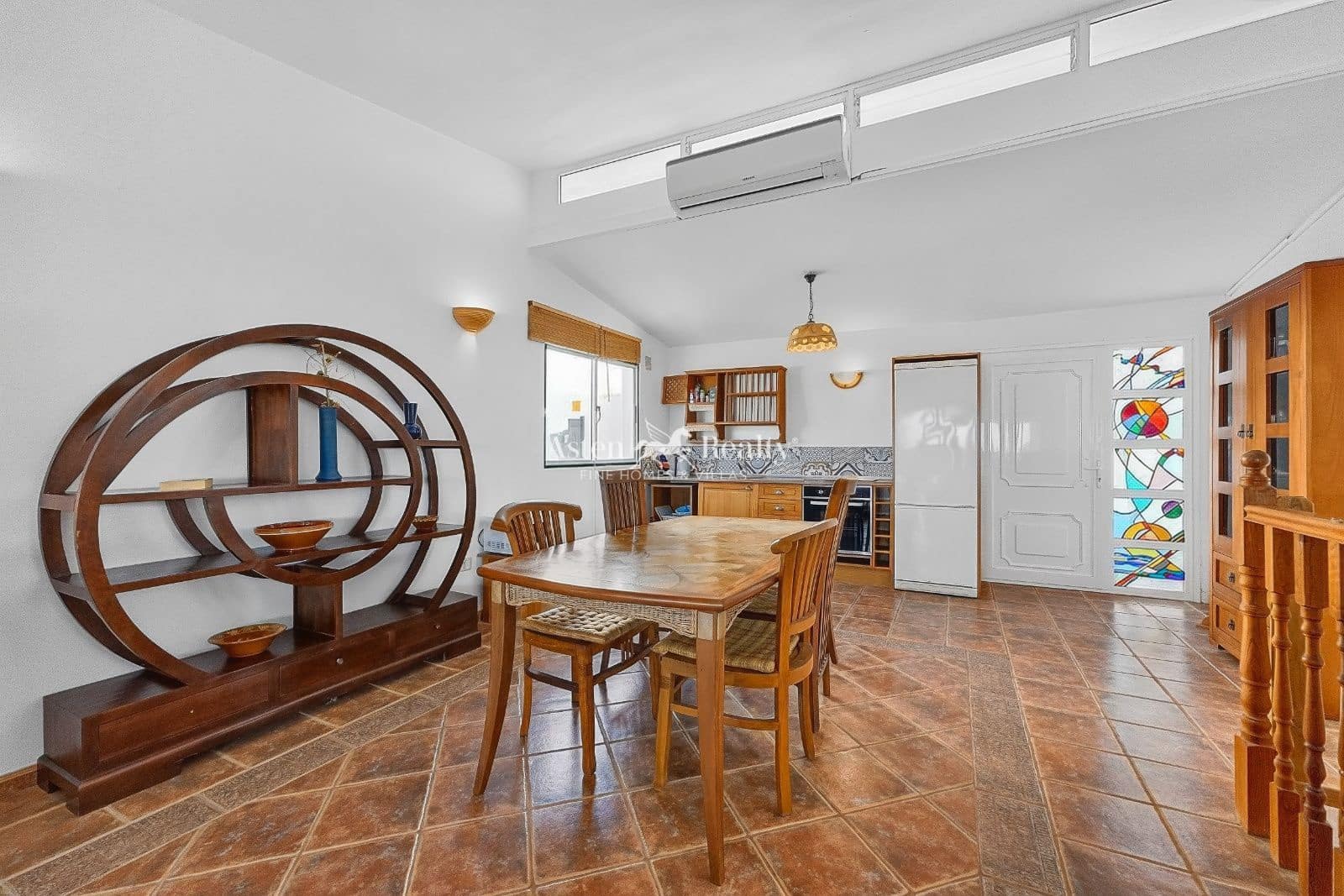 5 bedroom Villa for sale in Chayofa with pool - € 650,000 (Ref: 10175645)