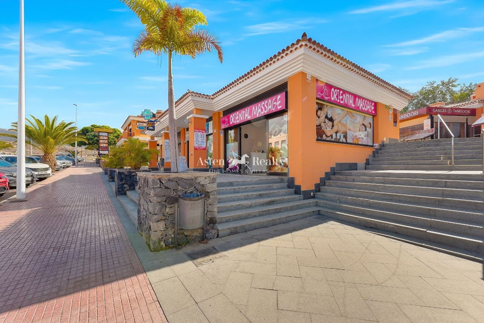 Entreprise à vendre à La Caleta Adeje - 450 000 € (Ref: 10175646)