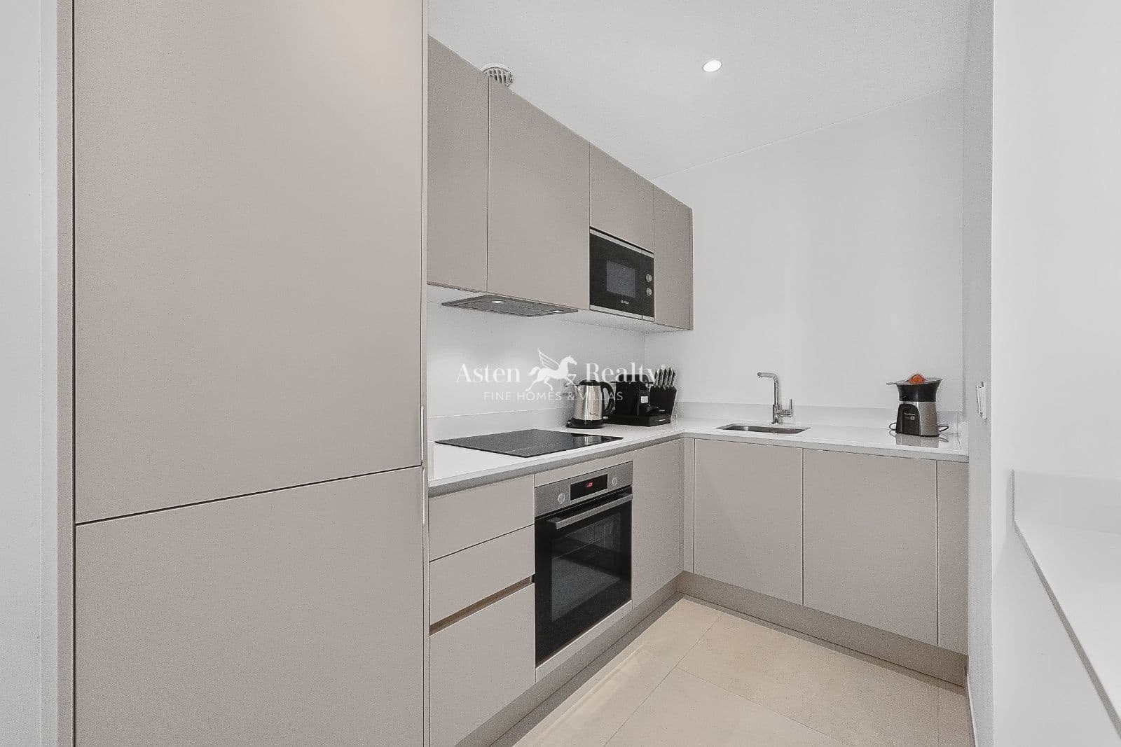 Piso de 1 habitación en Palm-Mar en venta con piscina garaje - 395.000 € (Ref: 10181989)