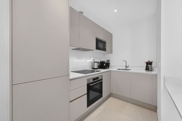 Piso de 1 habitación en Palm-Mar, Arona en venta con piscina garaje - 395.000 € (Ref: 10181989)