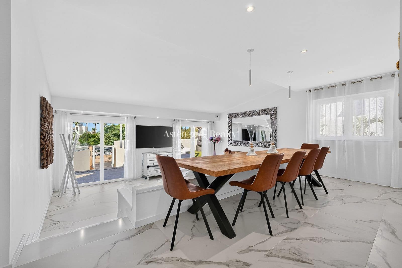 3 Zimmer Villa zu verkaufen in Costa Adeje mit Pool Garage - 1.490.000 € (Ref: 10185458)