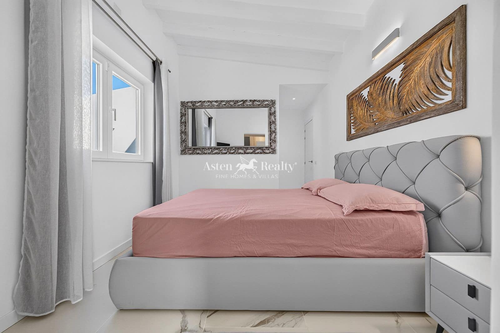 3 Zimmer Villa zu verkaufen in Costa Adeje mit Pool Garage - 1.490.000 € (Ref: 10185458)