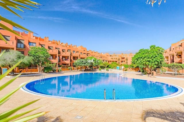 2 Zimmer Wohnung zu verkaufen in El Medano, Granadilla de Abona mit Pool Garage - 338.000 € (Ref: 10186230)