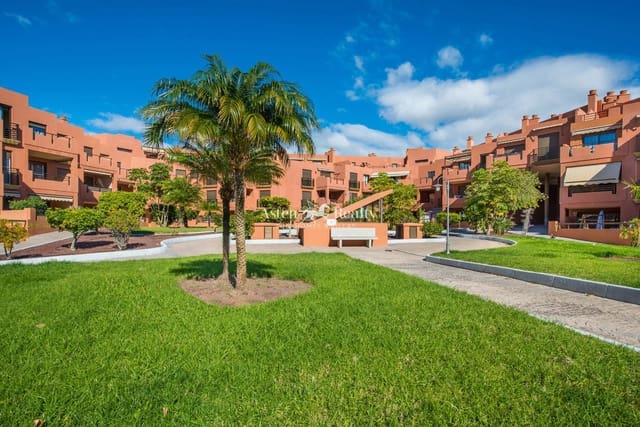 2 Zimmer Wohnung zu verkaufen in El Medano, Granadilla de Abona mit Pool Garage - 338.000 € (Ref: 10186230)