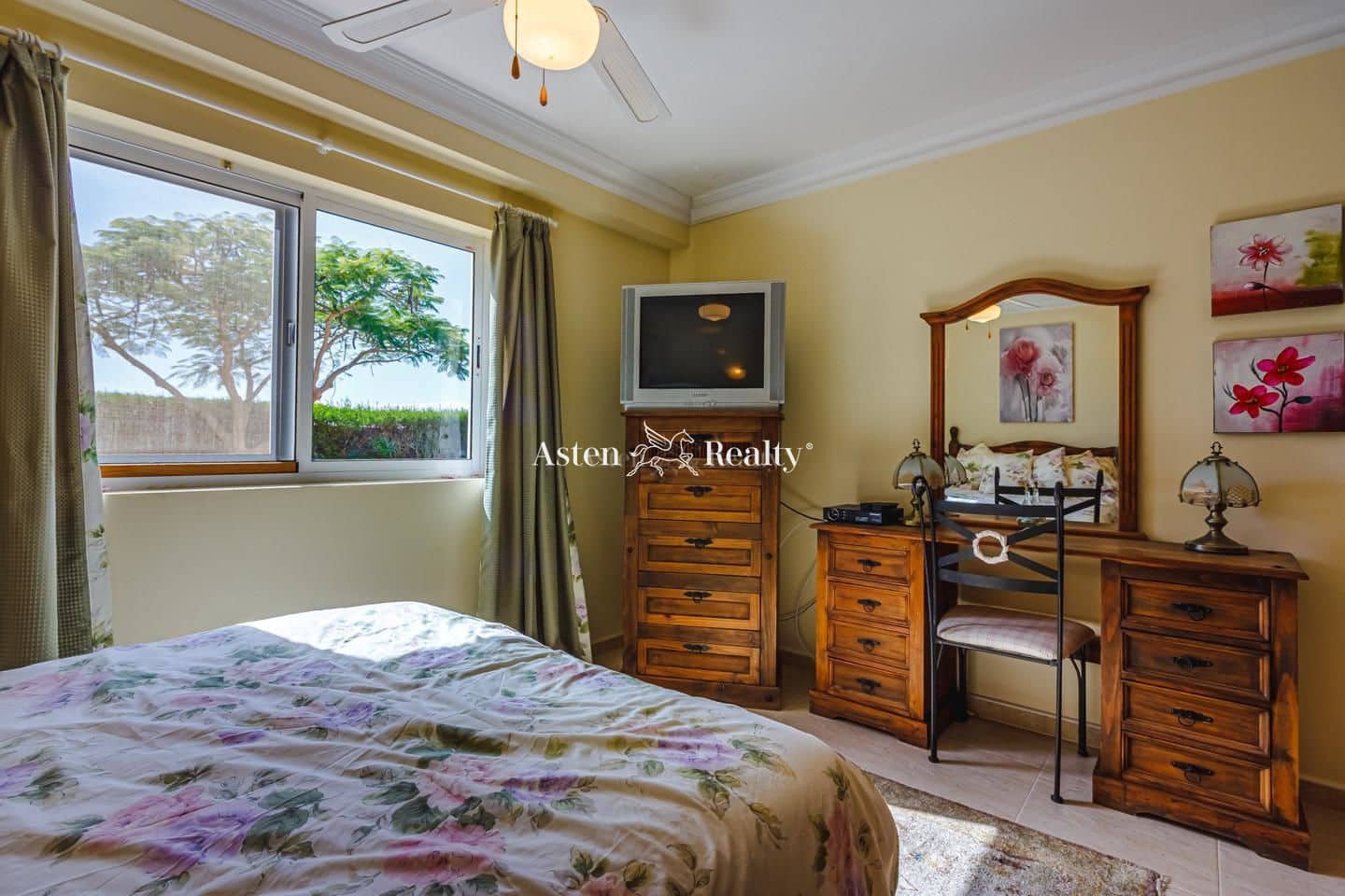 6 soveværelse Villa til salg i Valle de San Lorenzo med swimmingpool garage - € 2.290.000 (Ref: 5764488)