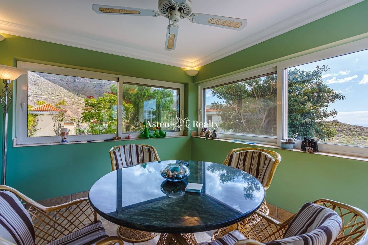 6 soveværelse Villa til salg i Valle de San Lorenzo med swimmingpool garage - € 2.290.000 (Ref: 5764488)