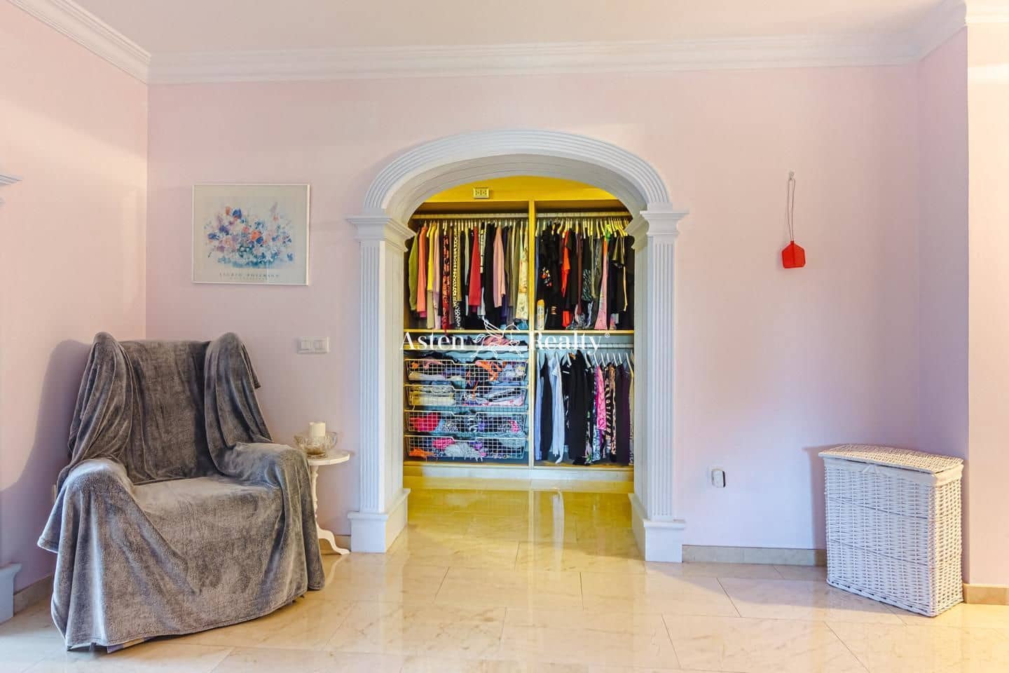 6 soveværelse Villa til salg i Valle de San Lorenzo med swimmingpool garage - € 2.290.000 (Ref: 5764488)