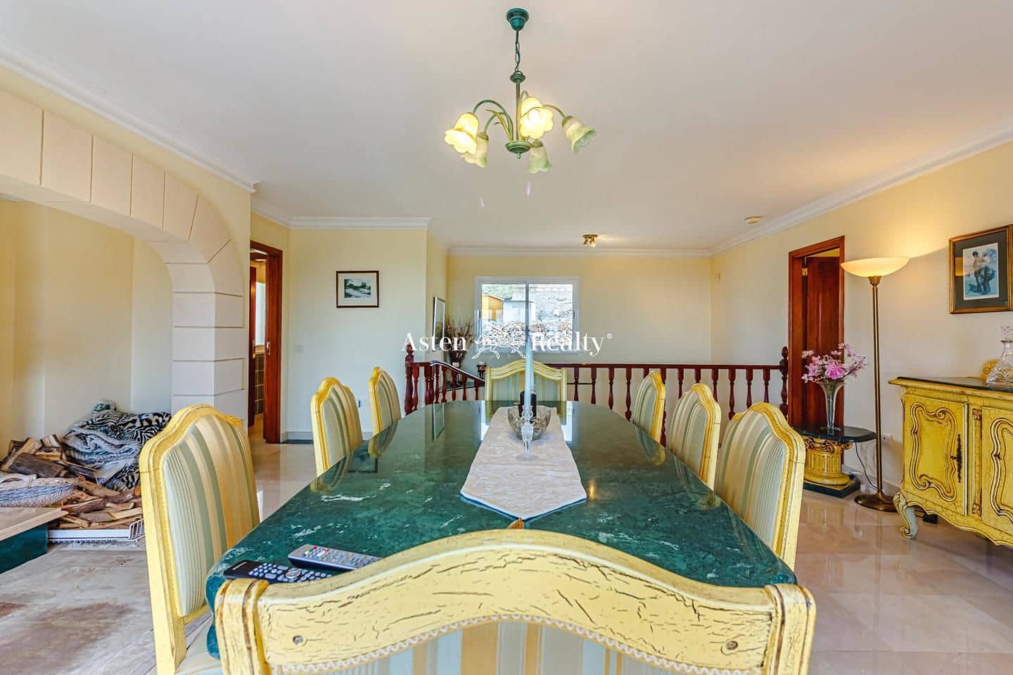 6 soveværelse Villa til salg i Valle de San Lorenzo med swimmingpool garage - € 2.290.000 (Ref: 5764488)