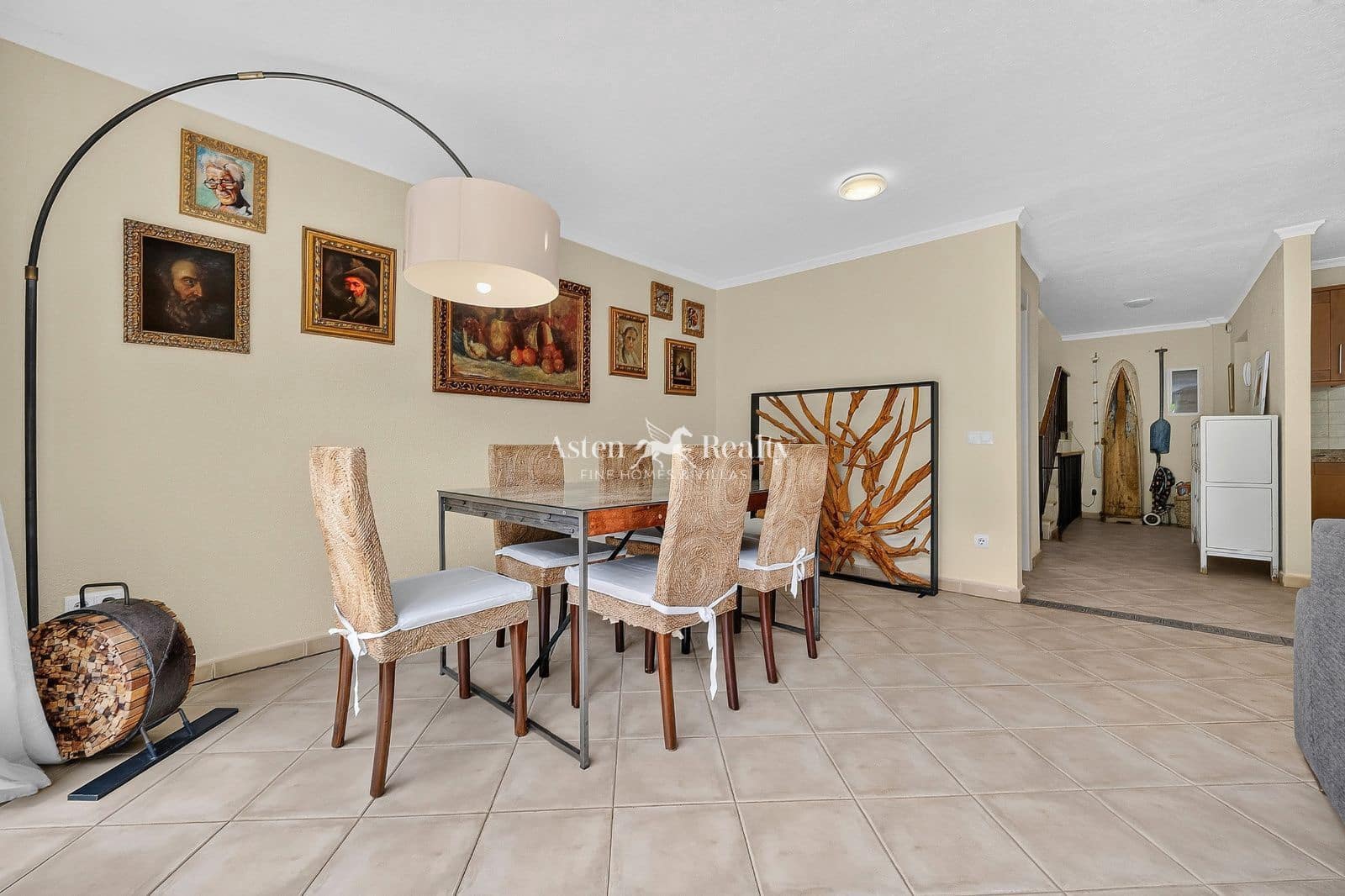 3 slaapkamer Huis te huur in Los Cristianos met zwembad garage - € 4.000 (Ref: 5764519)
