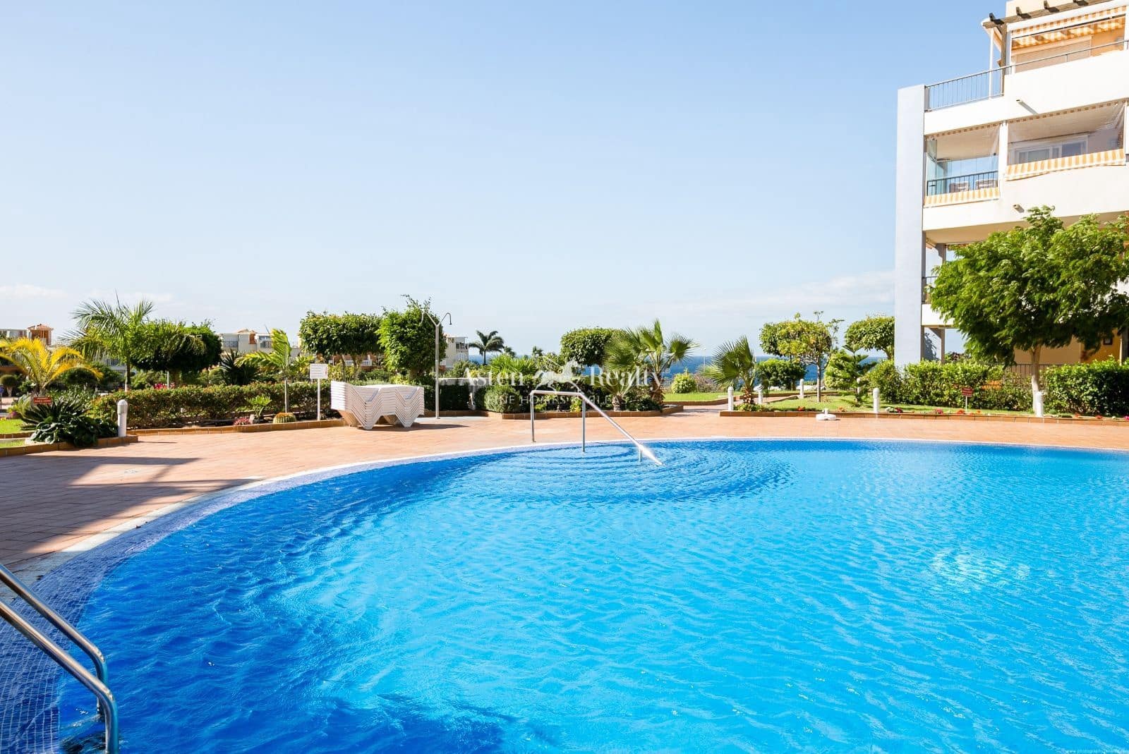 3 slaapkamer Huis te huur in Los Cristianos met zwembad garage - € 4.000 (Ref: 5764519)