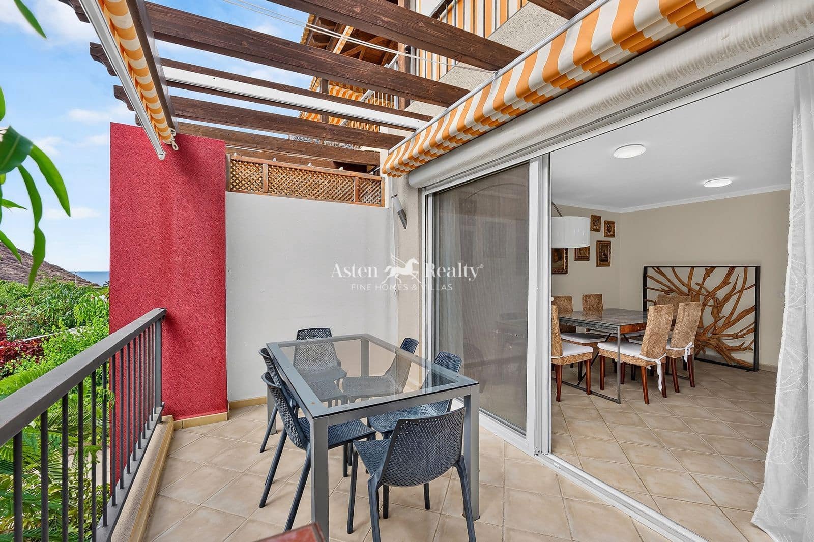 3 slaapkamer Huis te huur in Los Cristianos met zwembad garage - € 4.000 (Ref: 5764519)