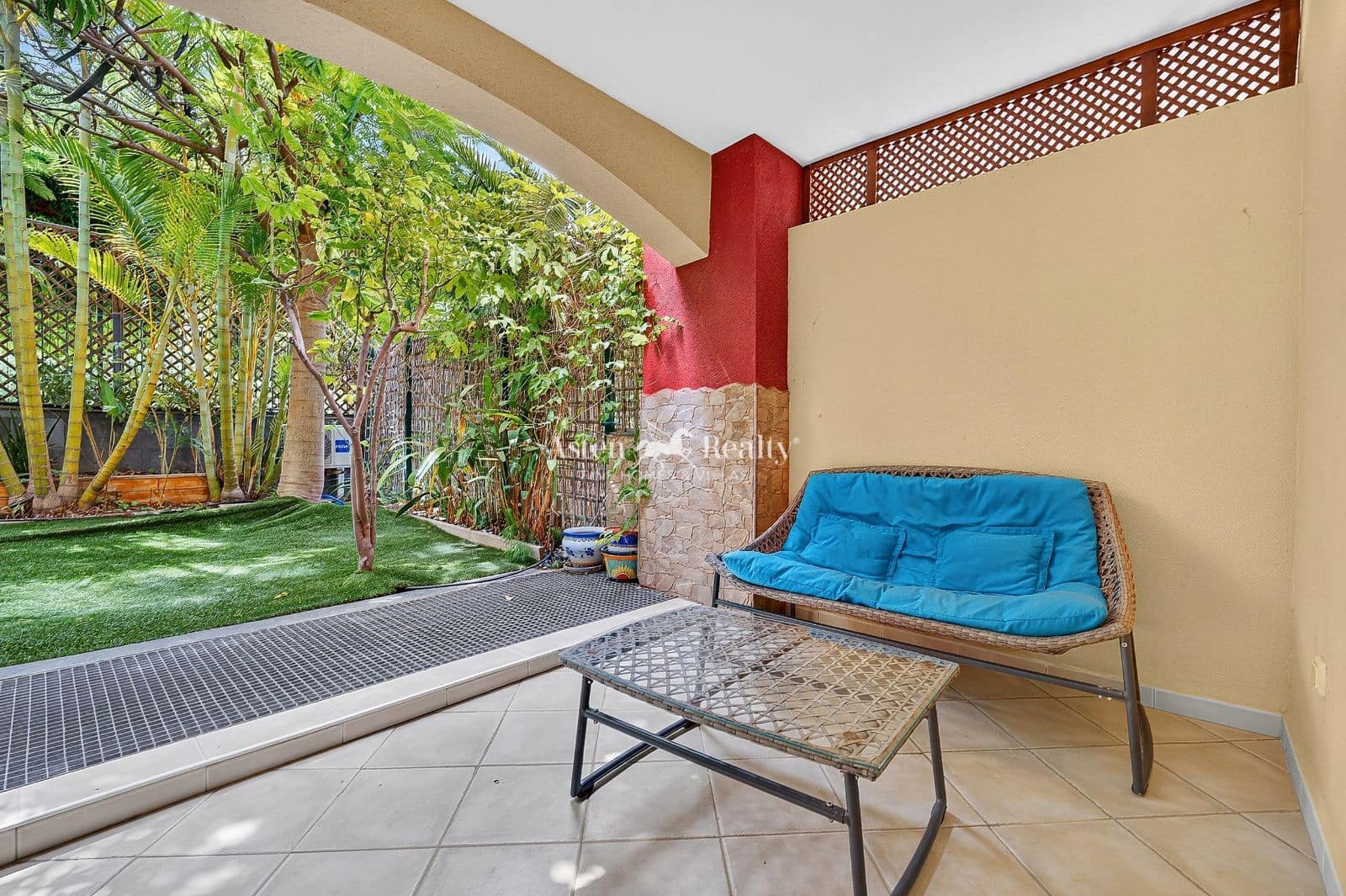 3 slaapkamer Huis te huur in Los Cristianos met zwembad garage - € 4.000 (Ref: 5764519)