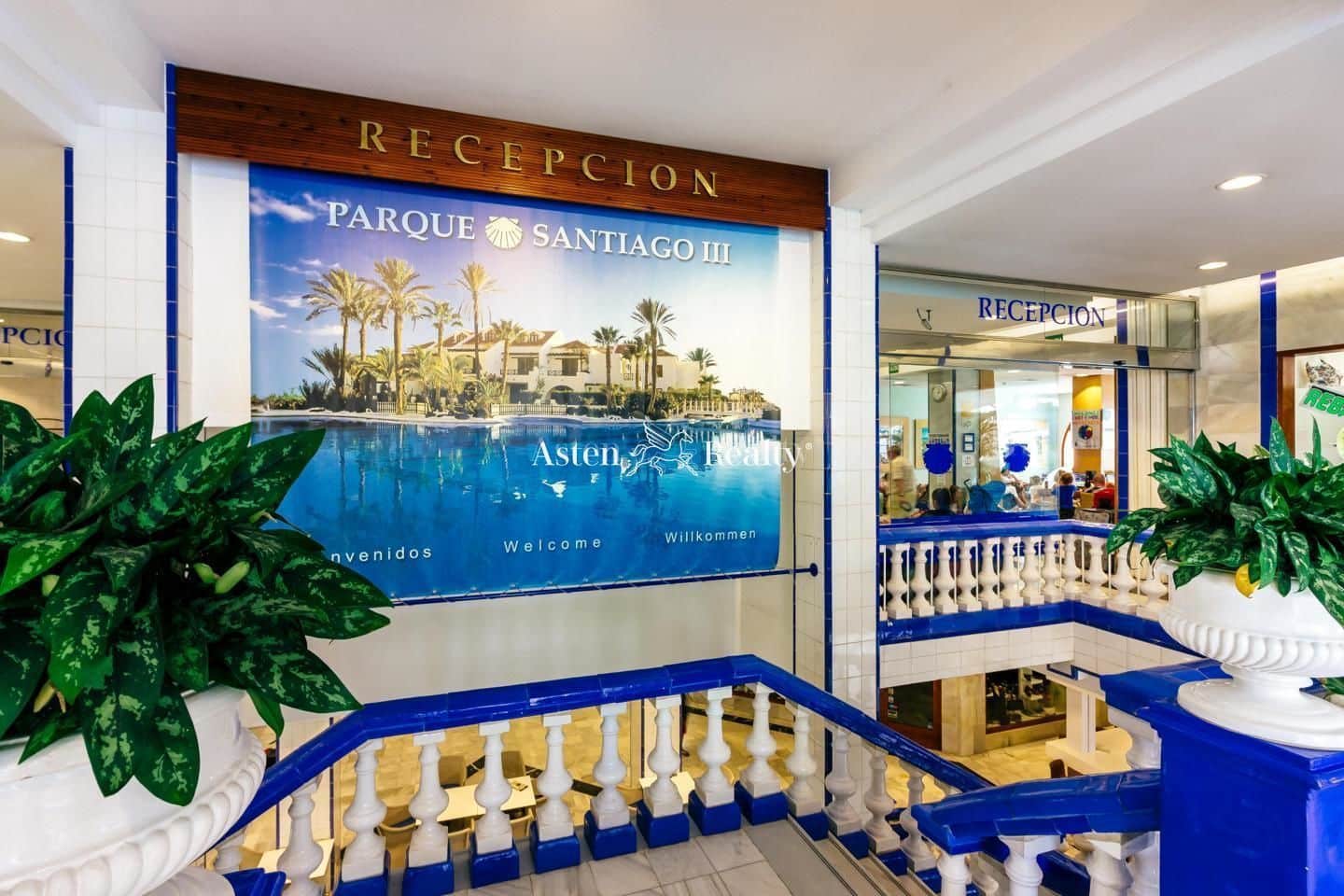 2 chambre Appartement à vendre à Playa de las Americas avec piscine - 700 000 € (Ref: 5764655)