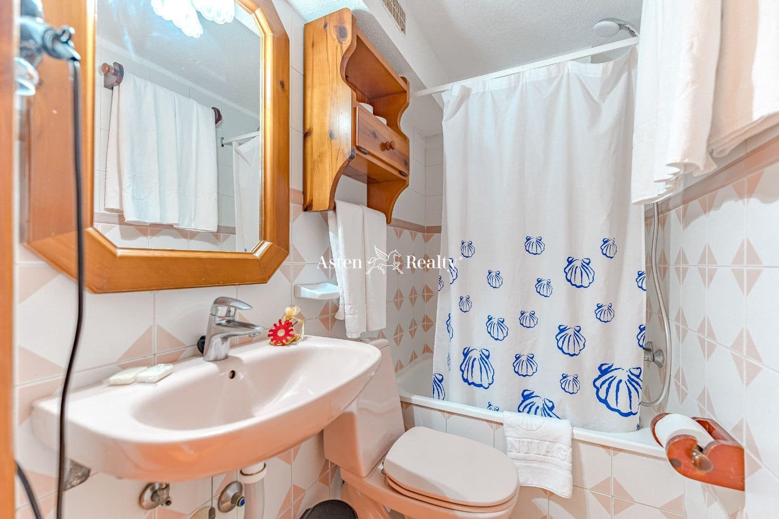 2 chambre Appartement à vendre à Playa de las Americas avec piscine - 700 000 € (Ref: 5764655)