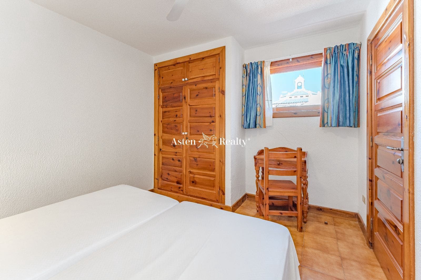 2 chambre Appartement à vendre à Playa de las Americas avec piscine - 700 000 € (Ref: 5764655)