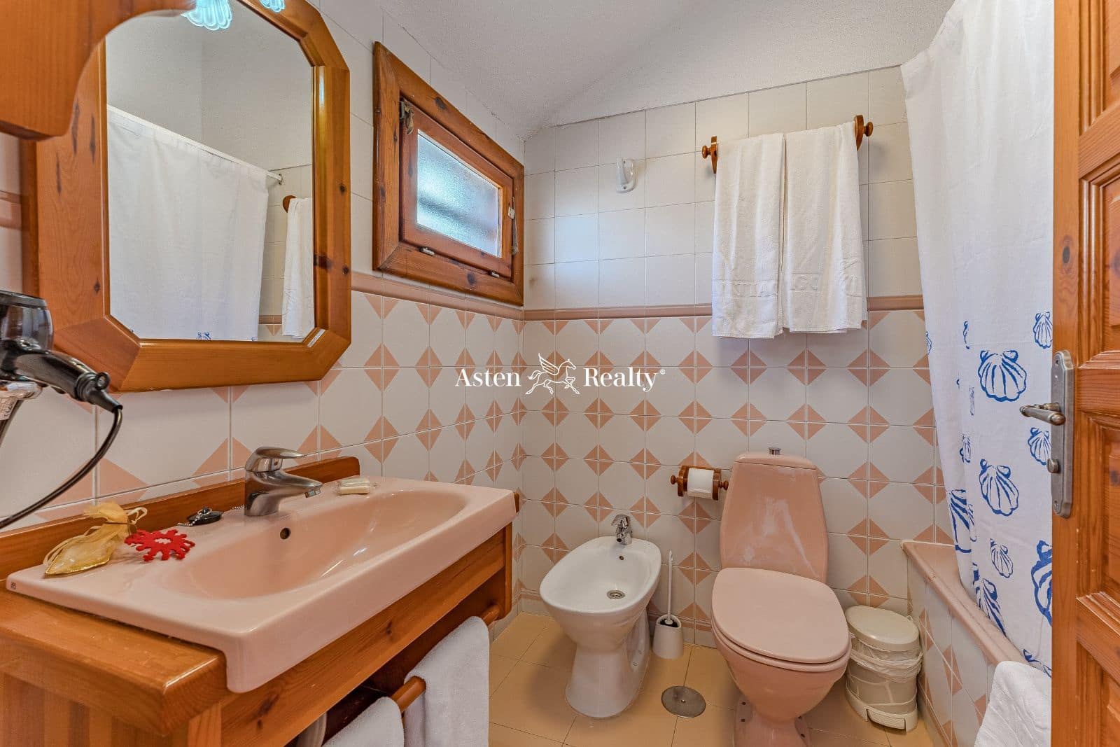 2 chambre Appartement à vendre à Playa de las Americas avec piscine - 700 000 € (Ref: 5764655)