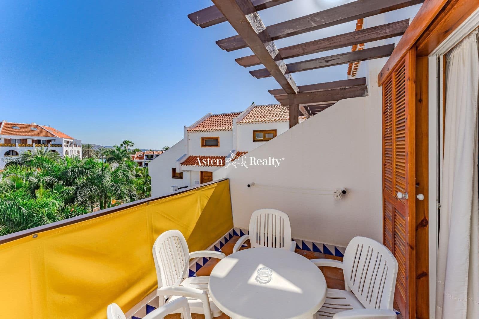 2 chambre Appartement à vendre à Playa de las Americas avec piscine - 700 000 € (Ref: 5764655)