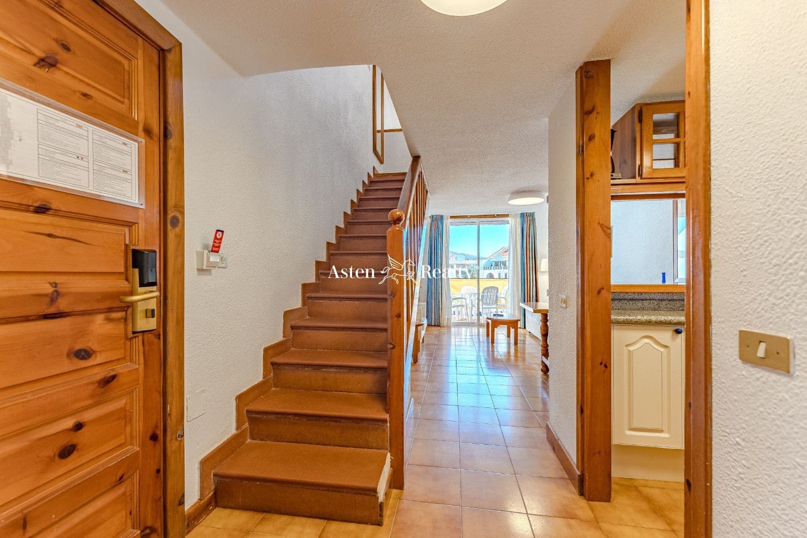 2 chambre Appartement à vendre à Playa de las Americas avec piscine - 700 000 € (Ref: 5764655)