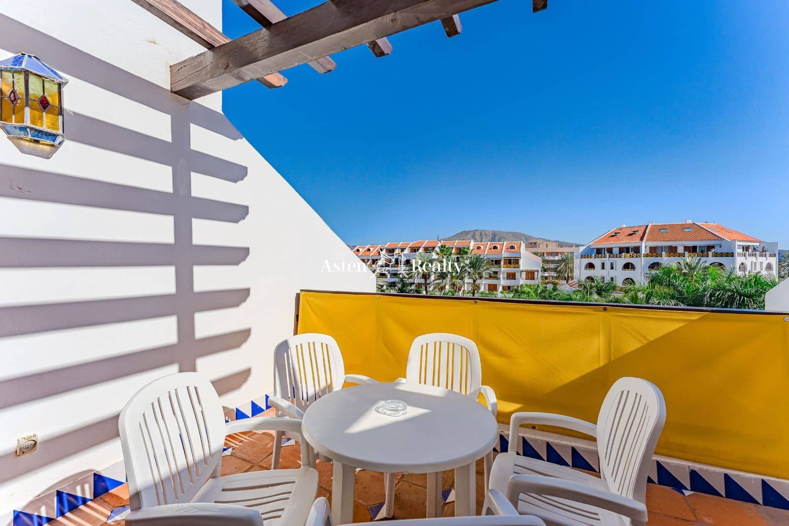 2 chambre Appartement à vendre à Playa de las Americas avec piscine - 700 000 € (Ref: 5764655)