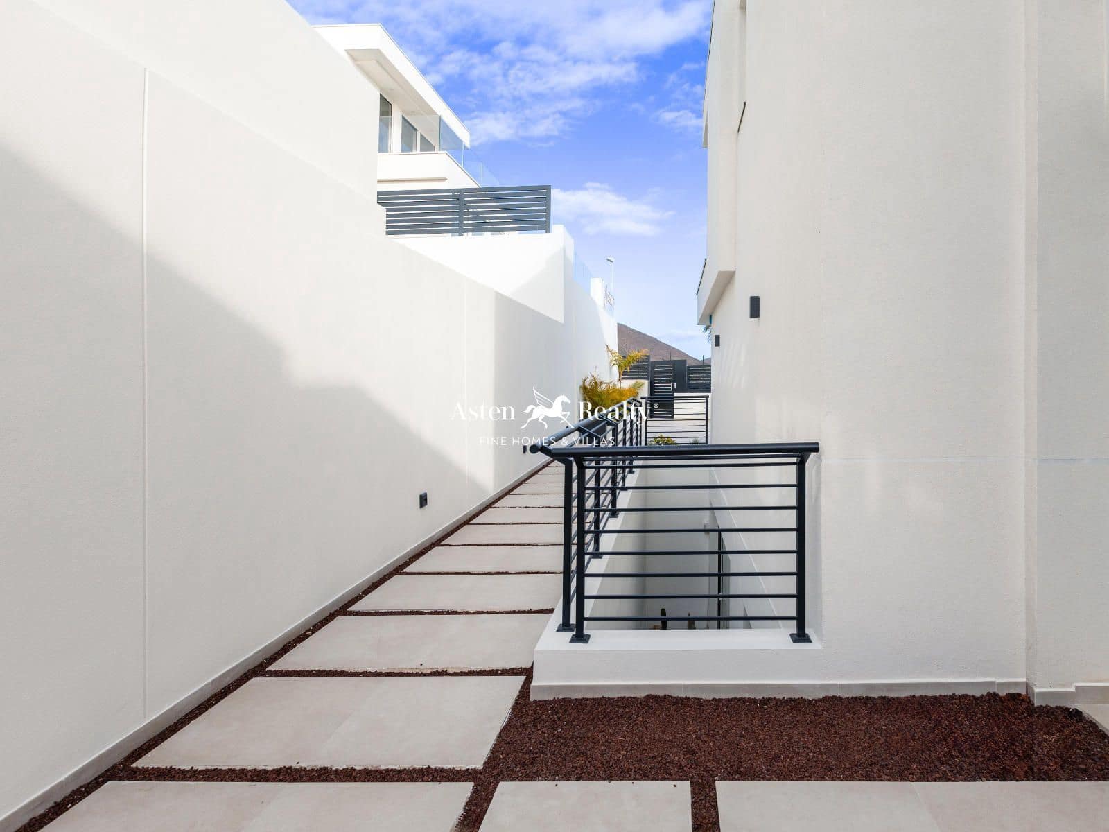 5 camera da letto Villa in vendita in Costa Adeje con piscina - 1.912.000 € (Rif: 5764940)