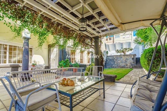 8 sovrum Hus till salu i Las Mimosas, Santa Cruz de Tenerife med pool - 3 100 000 € (Ref: 5765023)