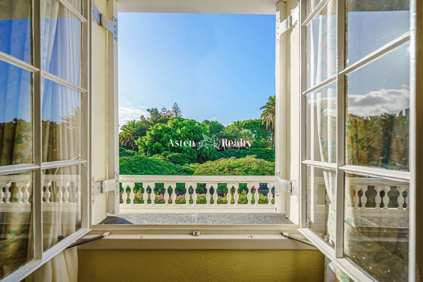 8 sovrum Hus till salu i Santa Cruz de Tenerife med pool - 3 100 000 € (Ref: 5765023)