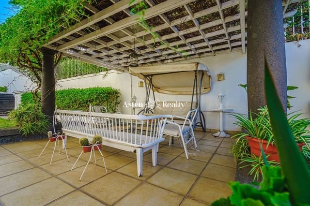 8 sovrum Hus till salu i Las Mimosas, Santa Cruz de Tenerife med pool - 3 100 000 € (Ref: 5765023)