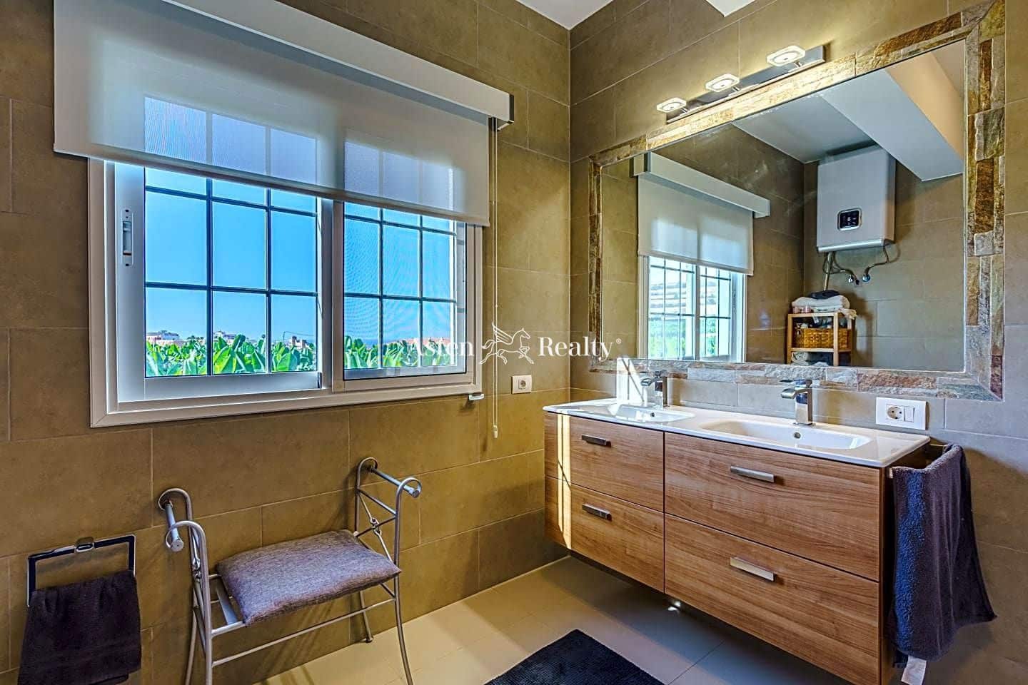 Byggegrund til salg i Puerto Santiago - € 3.990.000 (Ref: 5765044)