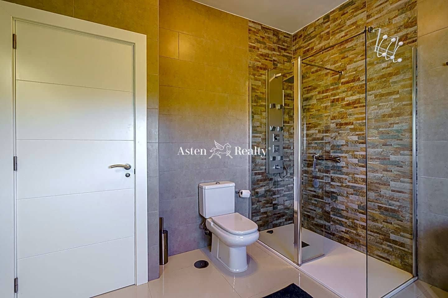 Byggegrund til salg i Puerto Santiago - € 3.990.000 (Ref: 5765044)