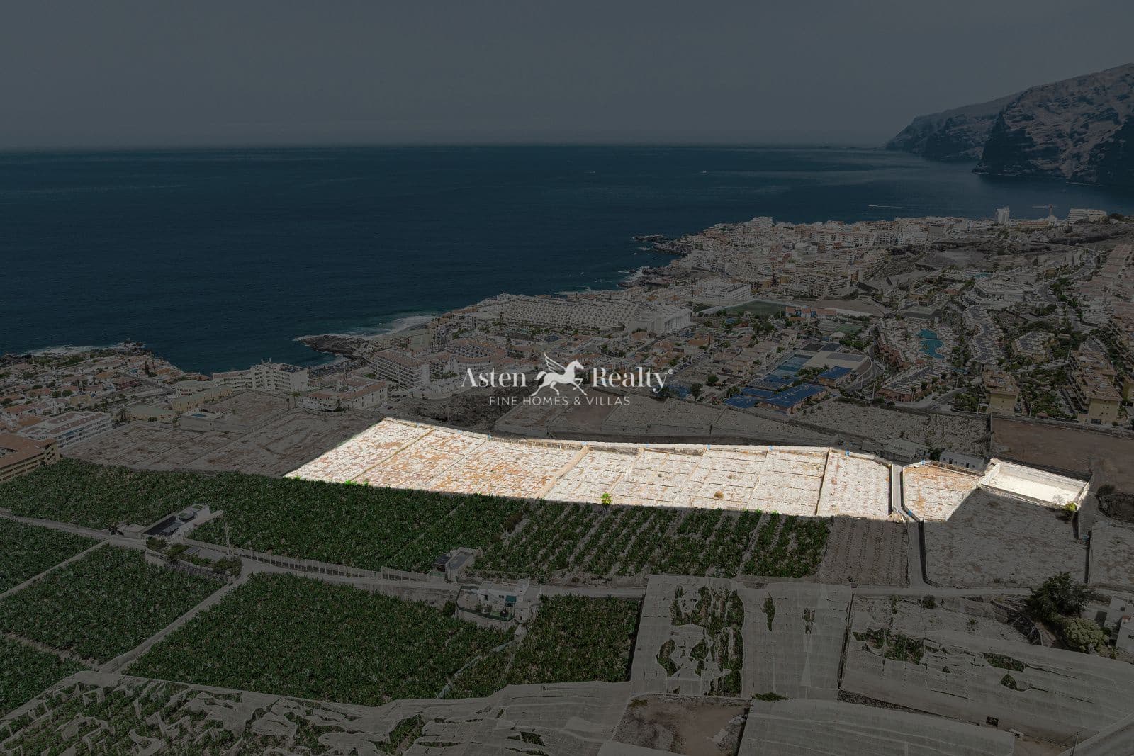 Byggegrund til salg i Puerto Santiago - € 3.990.000 (Ref: 5765044)