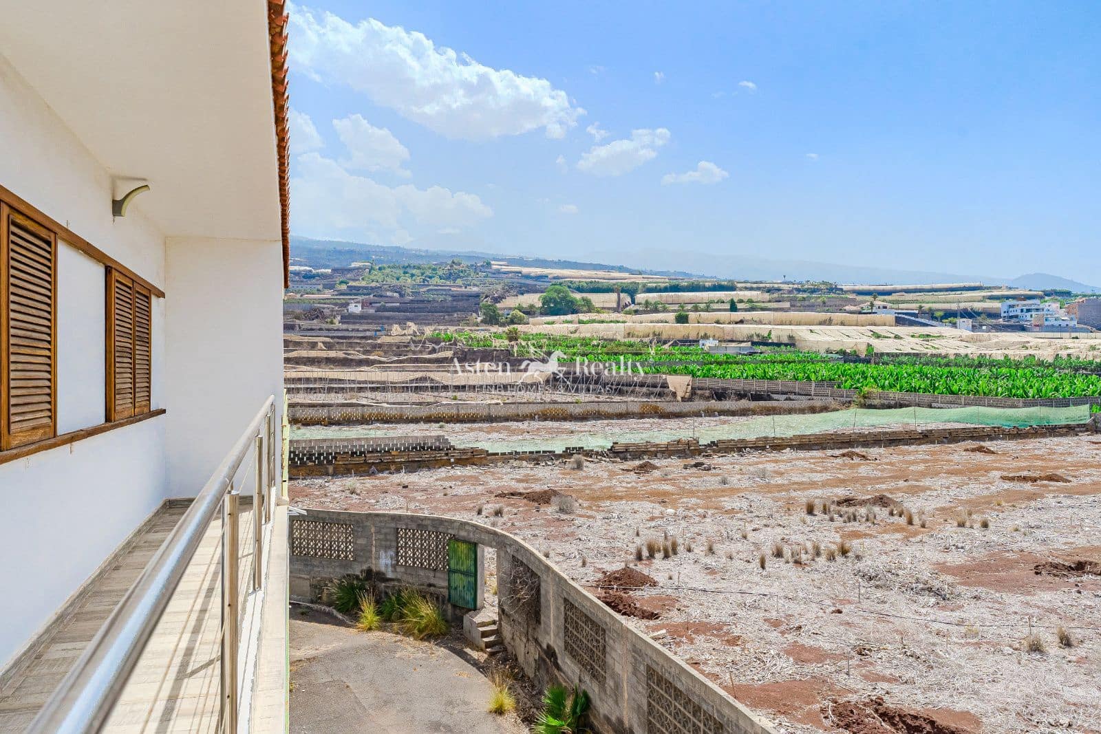 Byggegrund til salg i Puerto Santiago - € 3.990.000 (Ref: 5765044)