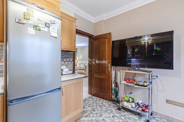 3 slaapkamer Huis te koop in Playa del Duque, Adeje met zwembad garage - € 1.150.000 (Ref: 5803205)