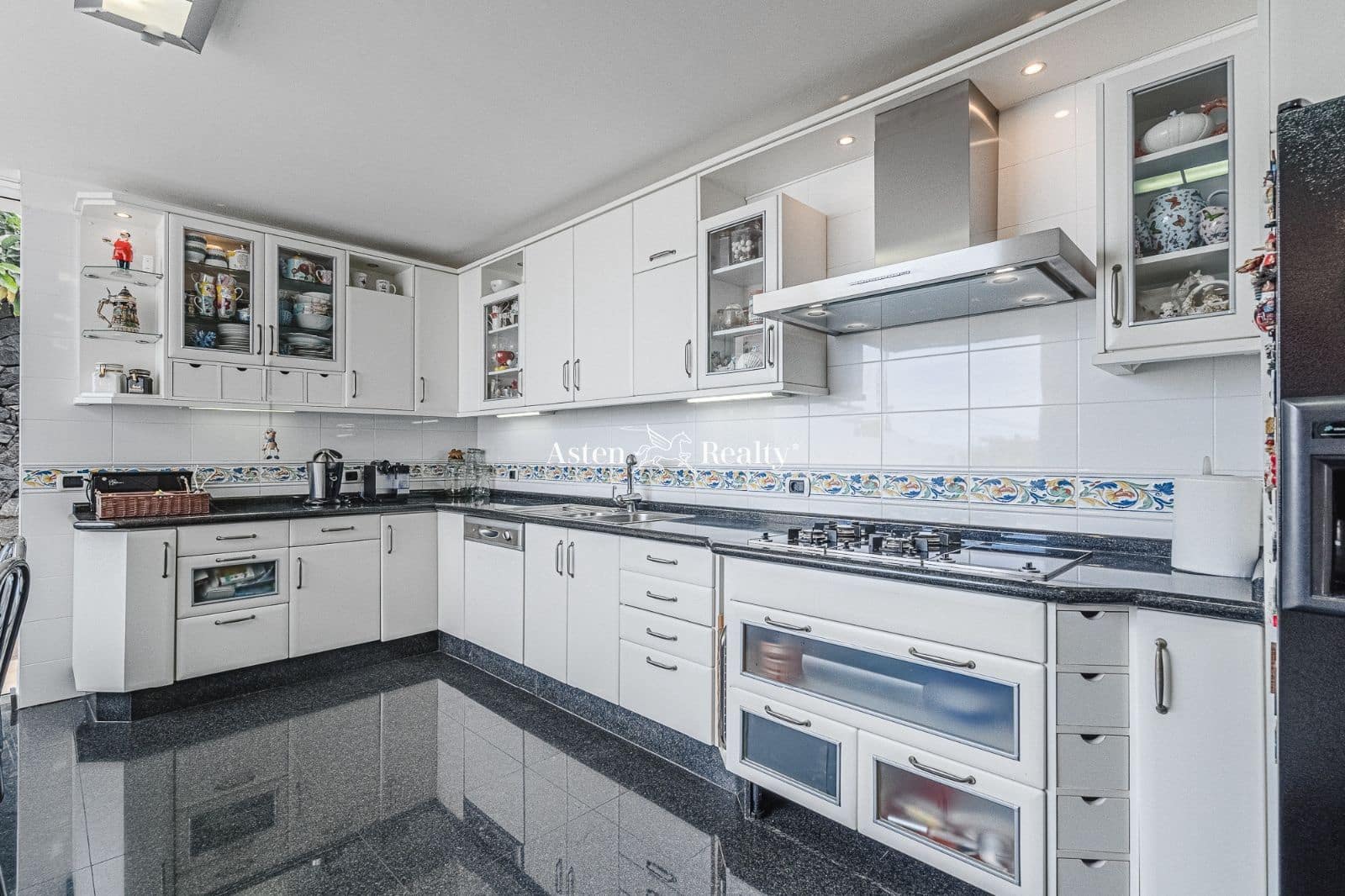 3 soveværelse Byhus til salg i El Sauzal med swimmingpool garage - € 900.000 (Ref: 6262244)