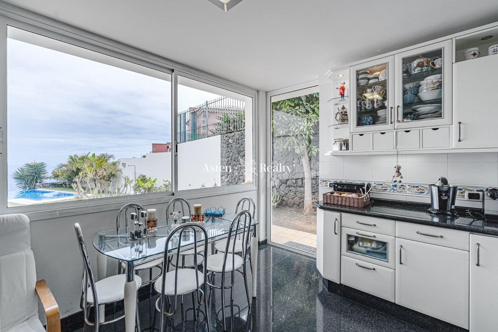 3 soveværelse Byhus til salg i El Sauzal med swimmingpool garage - € 900.000 (Ref: 6262244)