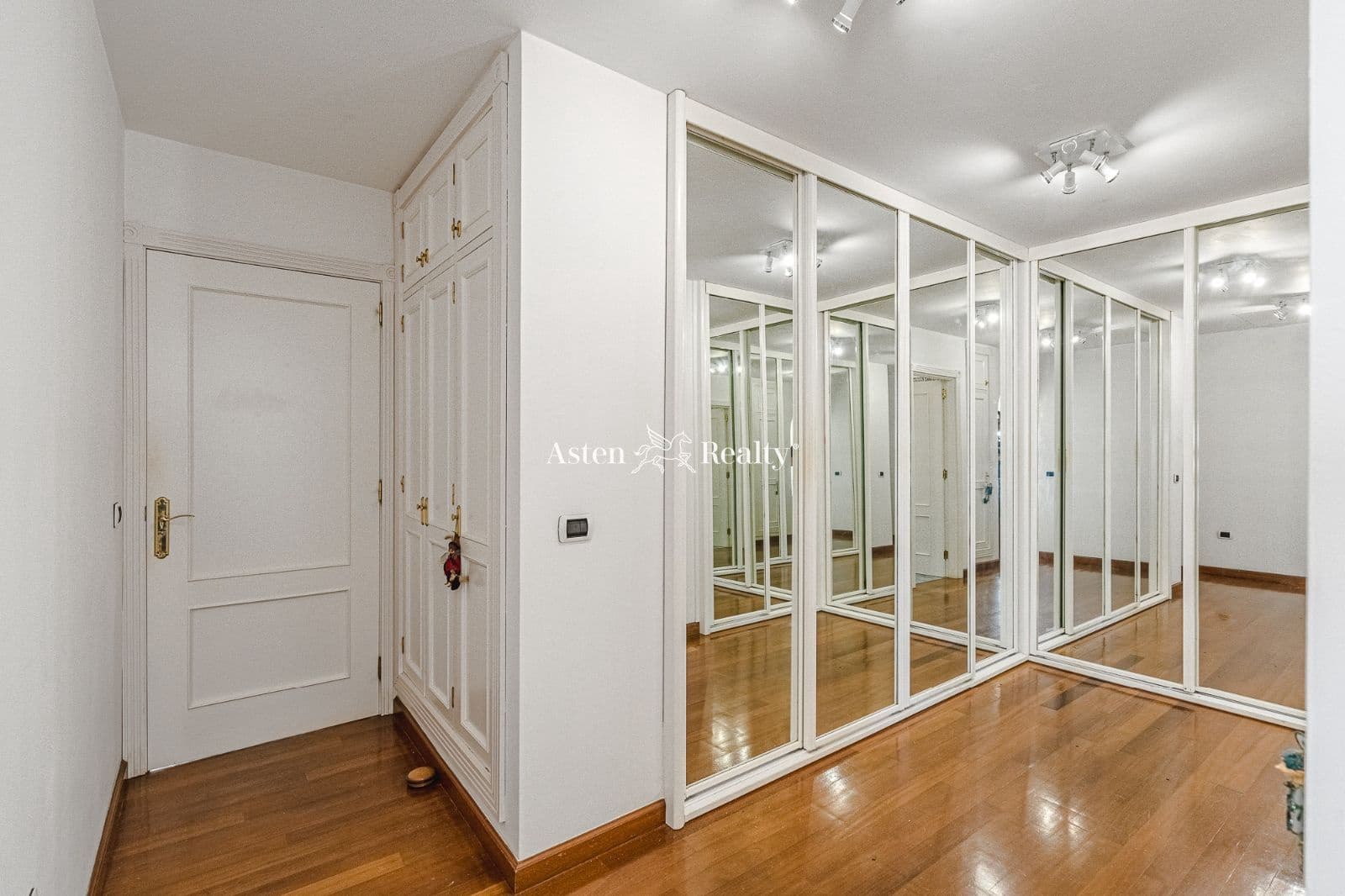 3 soveværelse Byhus til salg i El Sauzal med swimmingpool garage - € 900.000 (Ref: 6262244)